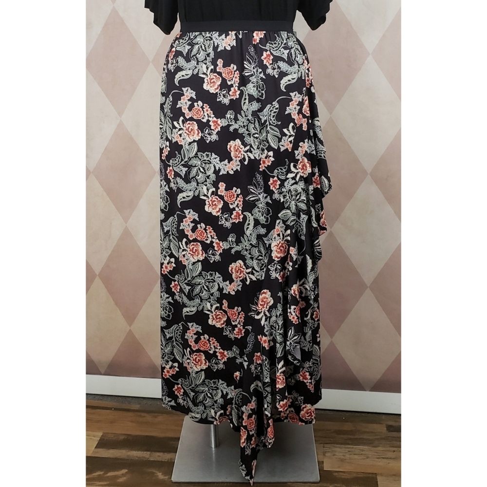 🆕️ Bobeau | Floral Ruffle Skirt